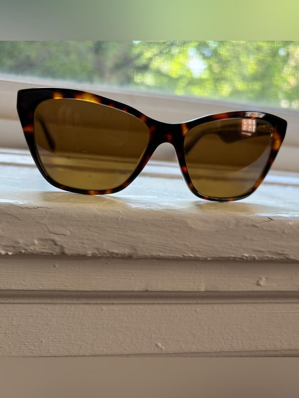 Dolce & Gabbana Tortoiseshell Cat Eye Sunglasses - Brown Lenses
